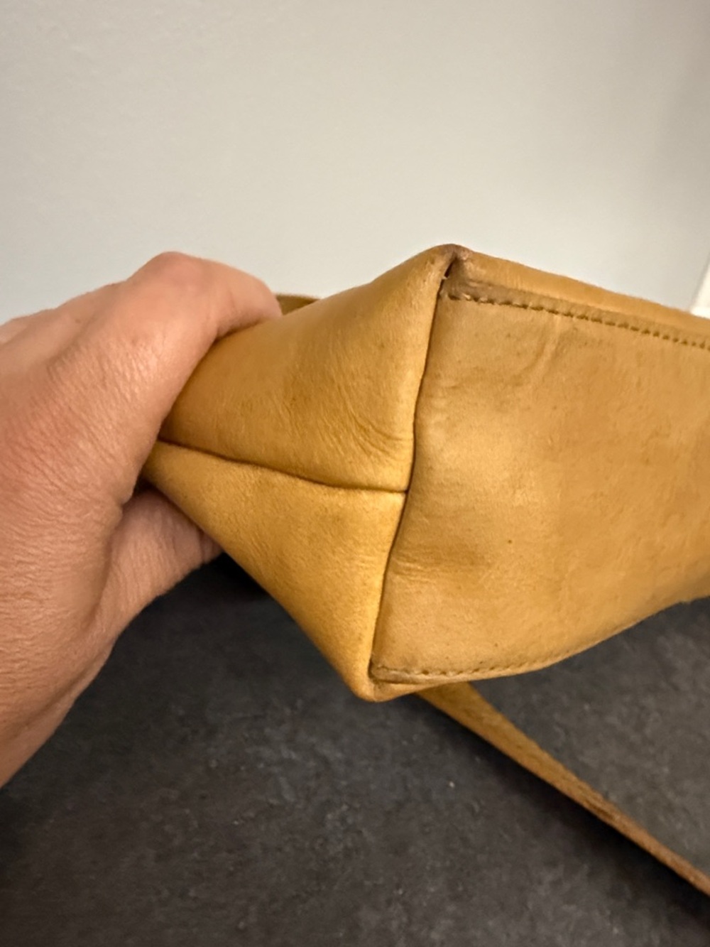 Born Tan Floral Tooled Leather Crossbody - Picture 4 of 12